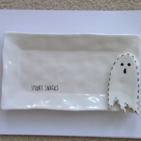 Mud Pie Other - Mudpie Spooky Snacks Small Halloween Ceramic Plate with Raised Ghost